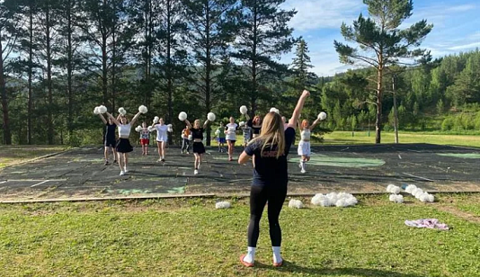 Летний лагерь для ребенка: как не нарваться на нелегалов и не рисковать здоровьем